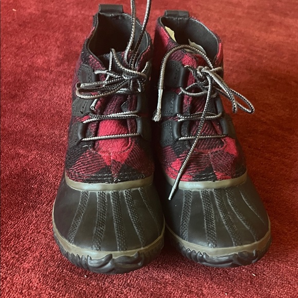 Sorel Women's Out N About Red Buffalo Plaid Lace Up Rain Boots - Picture 10 of 12
